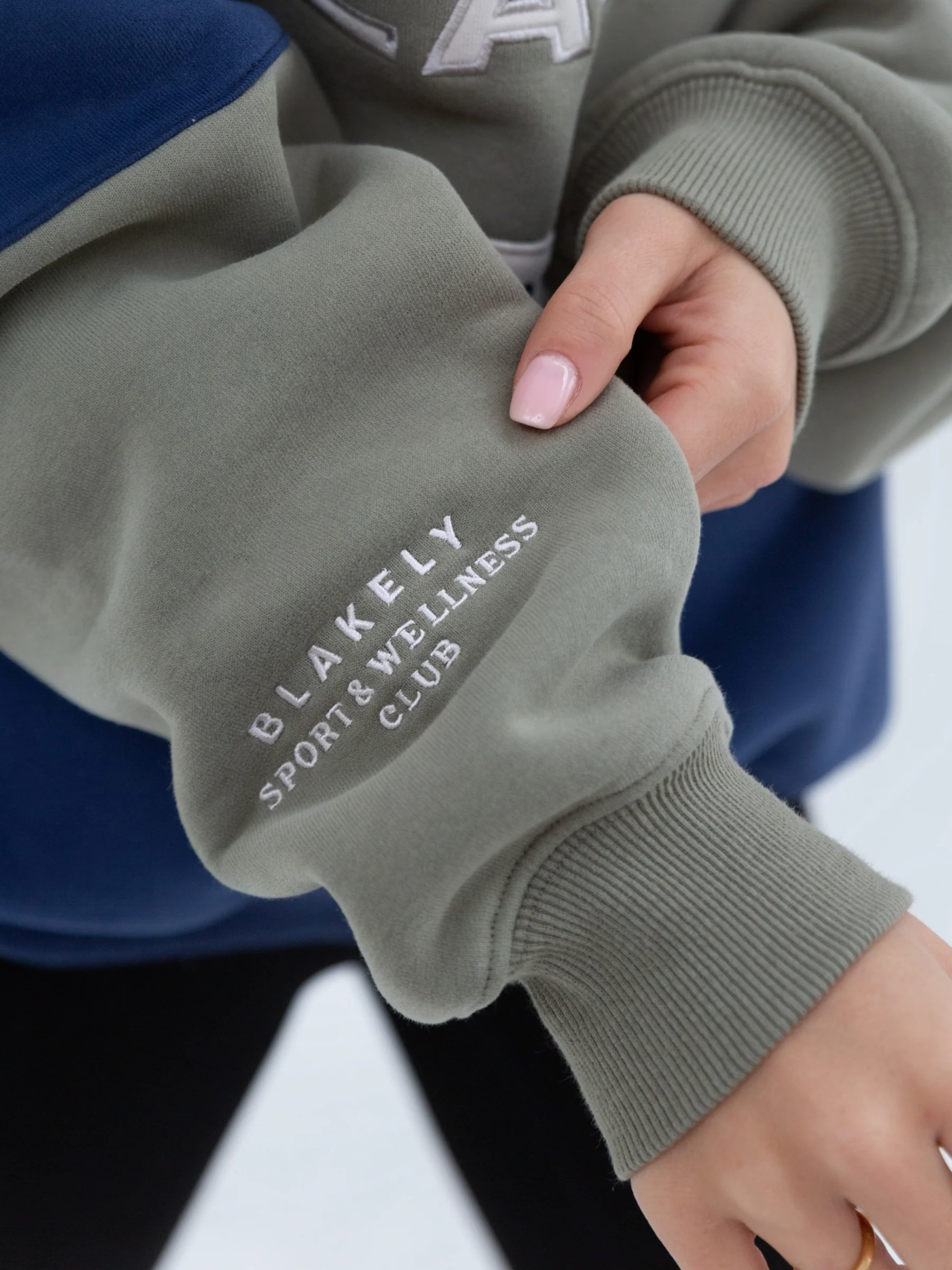 Alpine Oversized Jumper - Olive - Image 6