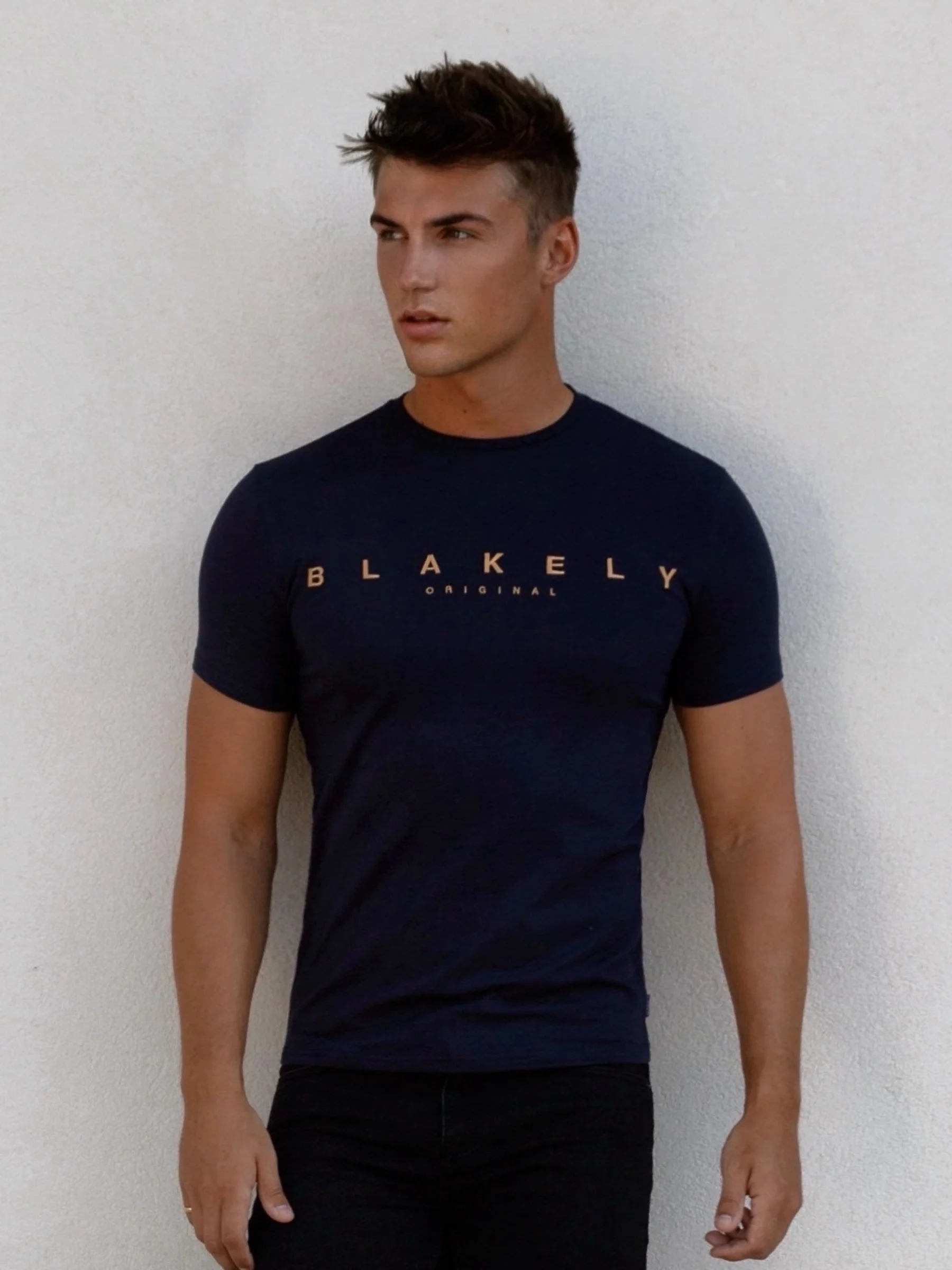 Imola T-Shirt - Navy - Image 7