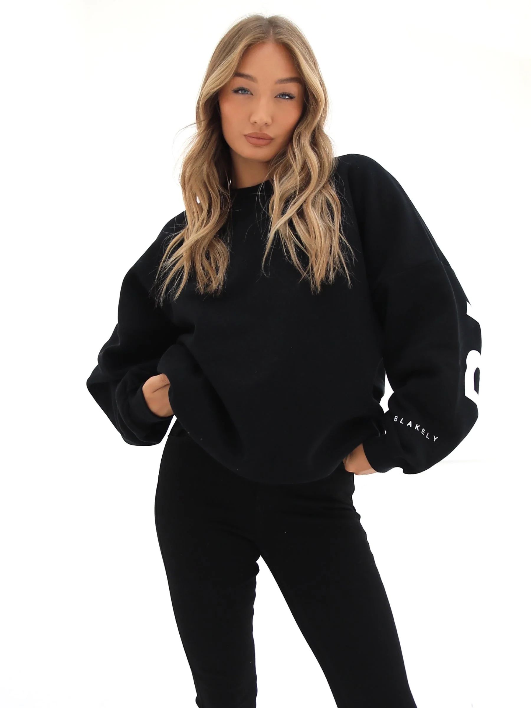 Isabel Oversized Jumper - Black - Image 5