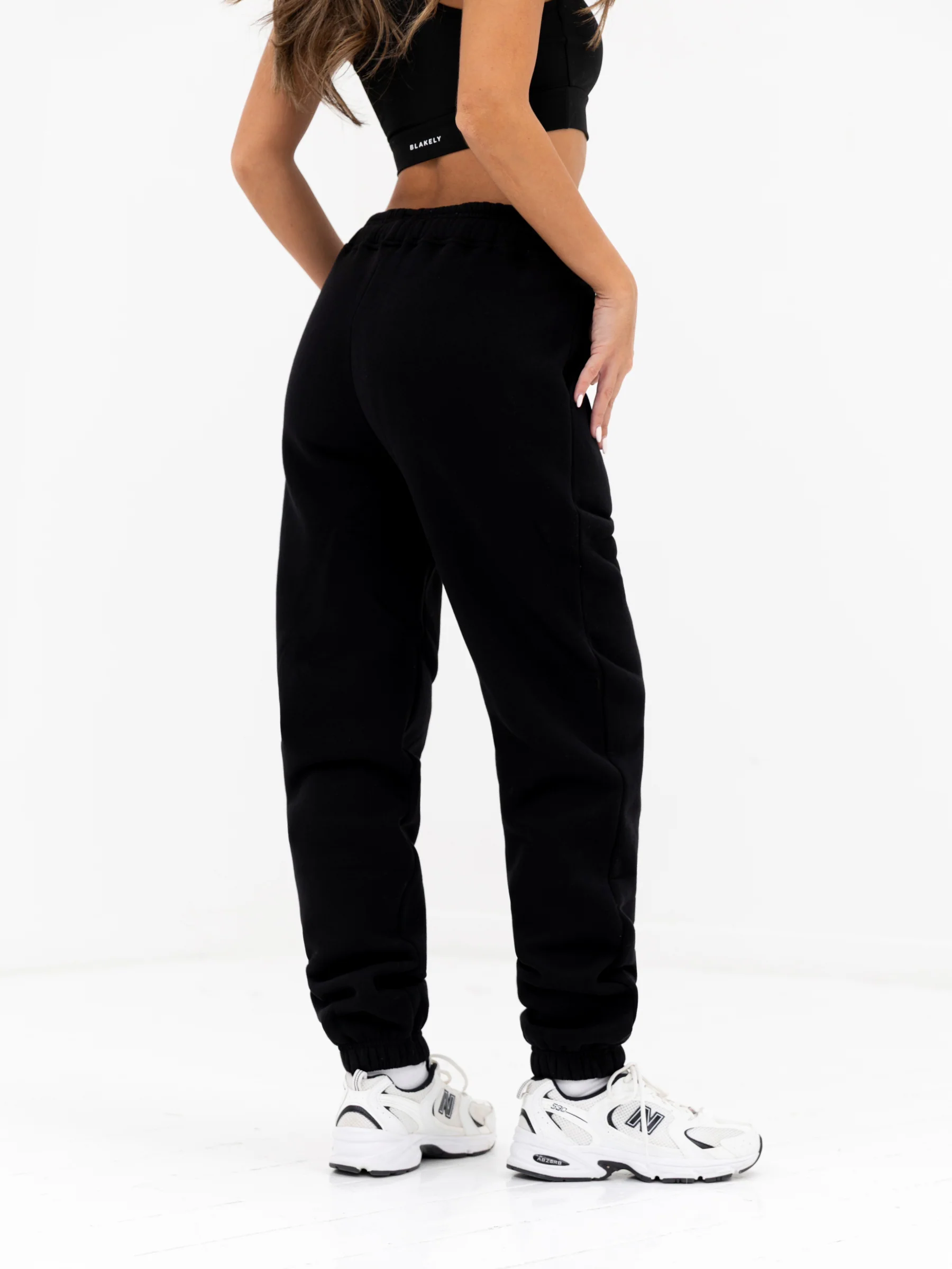 Isabel Sweatpants - Black - Image 4
