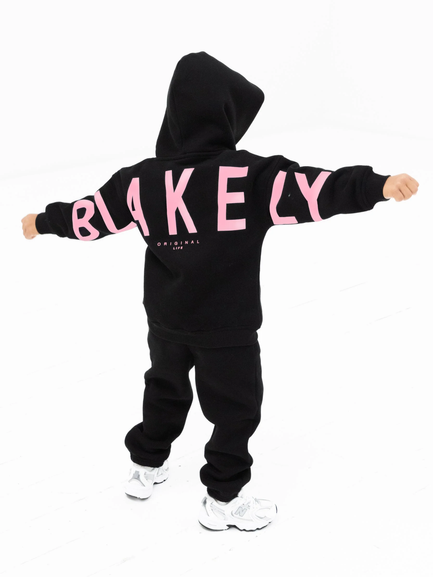 Mini Blakely Sweatpants - Black - Image 4