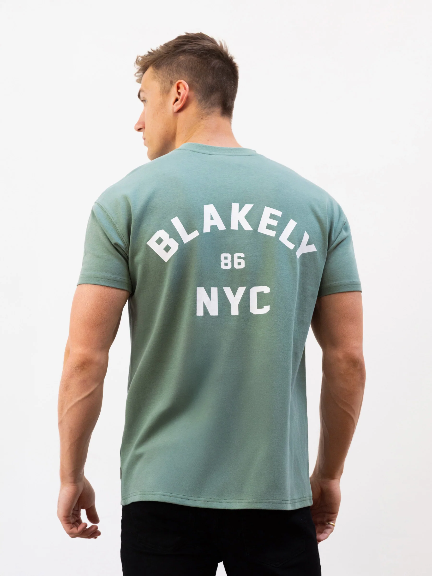 NYC Relaxed T-Shirt - Sage Green - Image 6