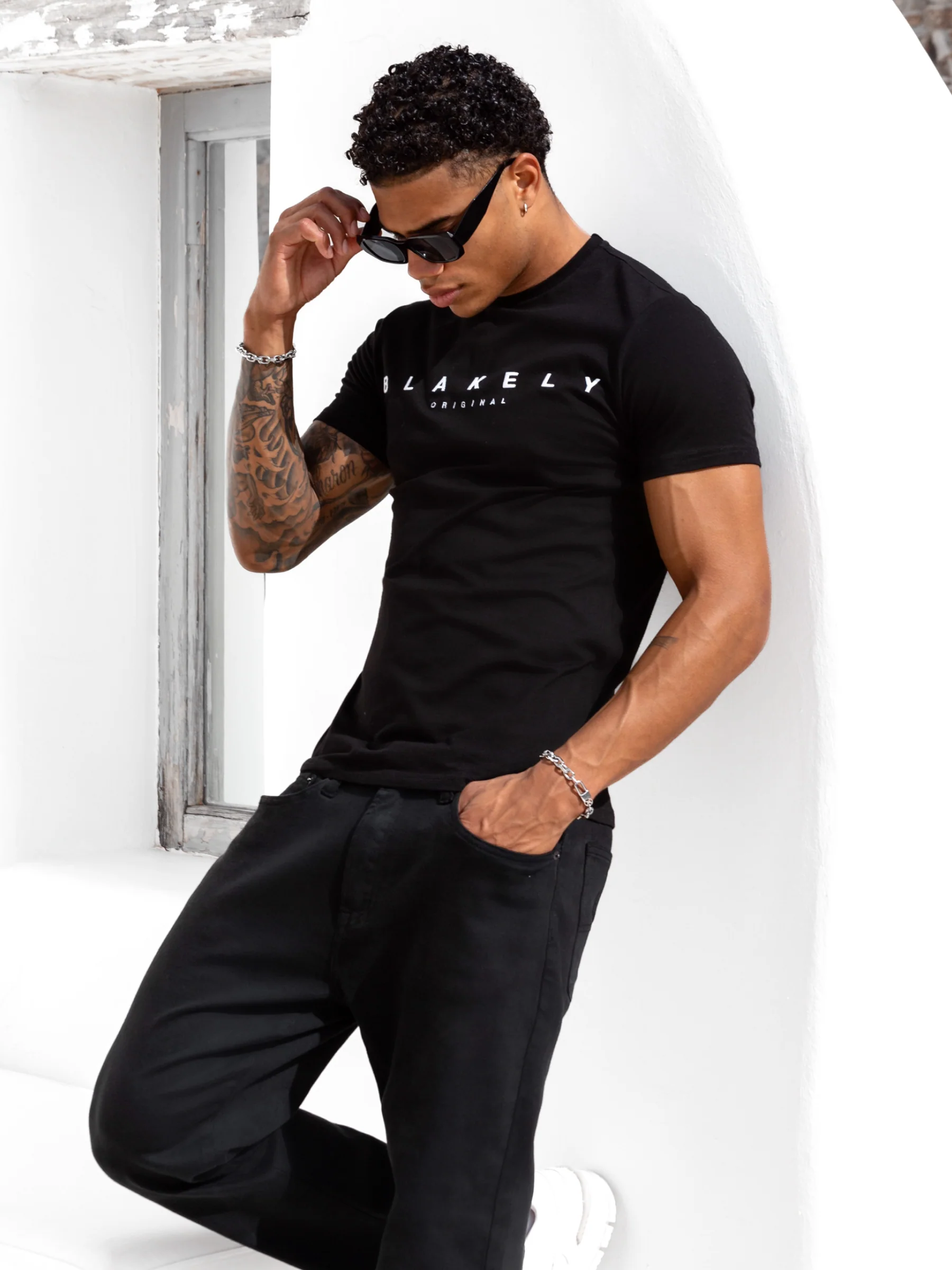 Torcross T-Shirt - Black - Image 6