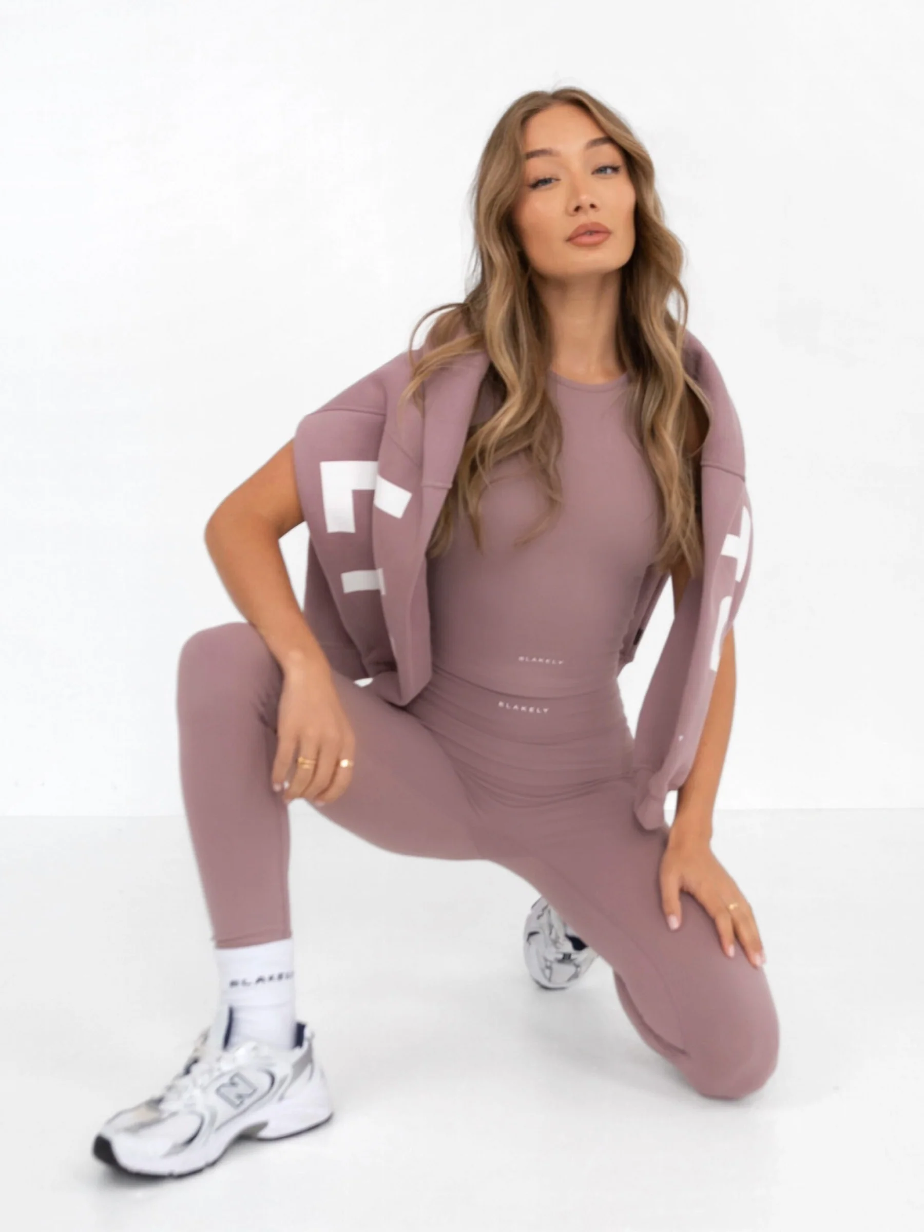 Ultimate Soft Lifestyle Leggings - Dusty Pink - Image 5